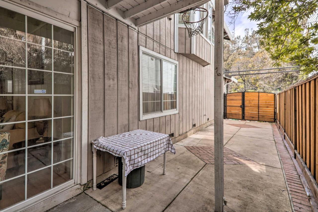 Peaceful Oakland Oasis With Private Yard! Διαμέρισμα Εξωτερικό φωτογραφία